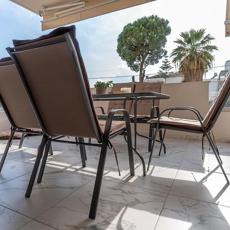 Euphoria Apartment Kalamata Bagian luar foto