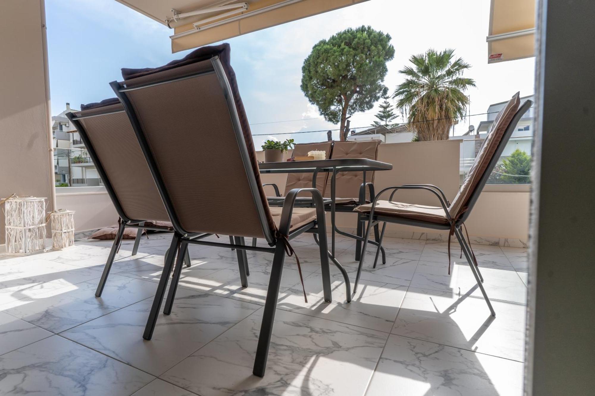 Euphoria Apartment Kalamata Bagian luar foto