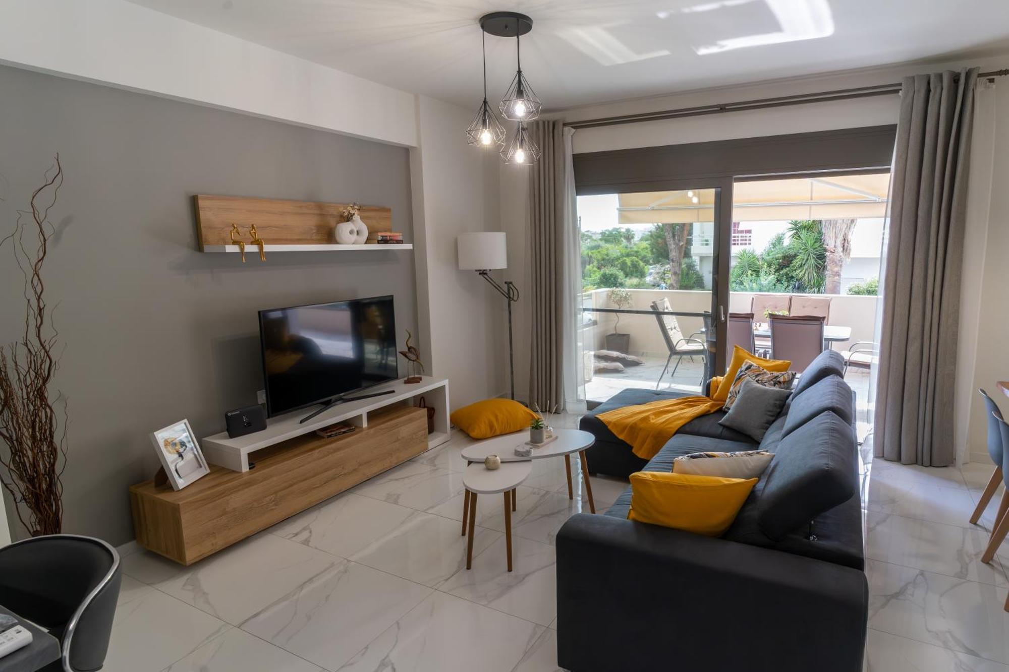 Euphoria Apartment Kalamata Bagian luar foto