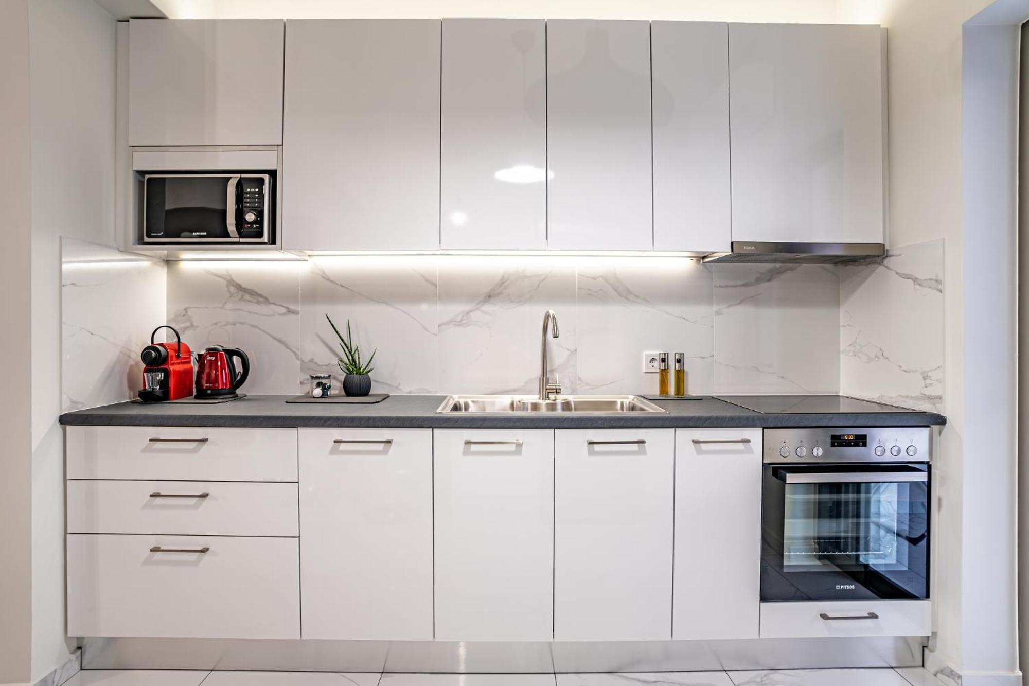 Euphoria Apartment Kalamata Bagian luar foto